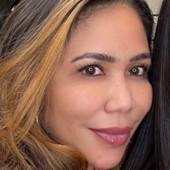 elaine_suderio